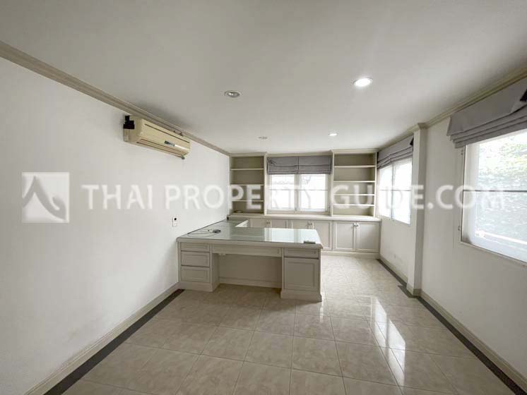 House in Sukhumvit 